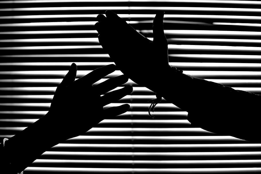Silhouette Of Hands With Venetian Blinds Background, - Dark Black Blinds , HD Wallpaper & Backgrounds