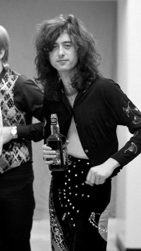 Led Zeppelin Wallpaper - Jimmy Page Young , HD Wallpaper & Backgrounds