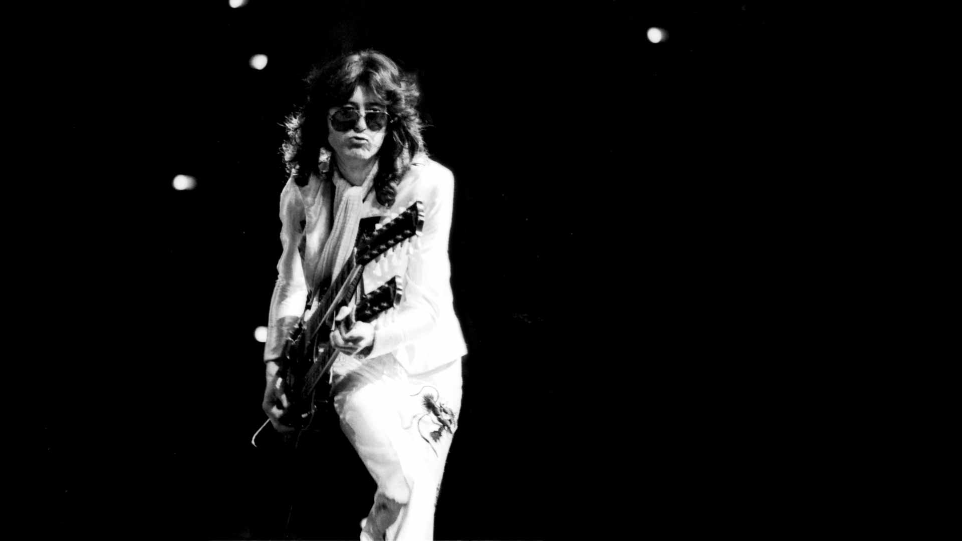 Jimmy Page Wallpapers - Jimmy Page Wallpaper Hd , HD Wallpaper & Backgrounds