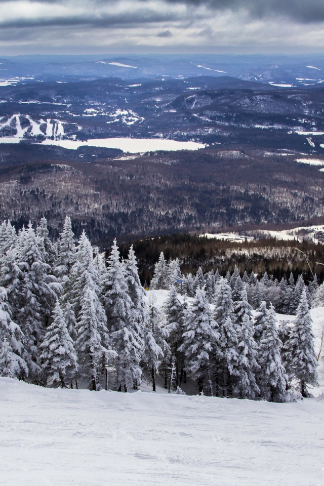 Quebec Mountains Winter , HD Wallpaper & Backgrounds