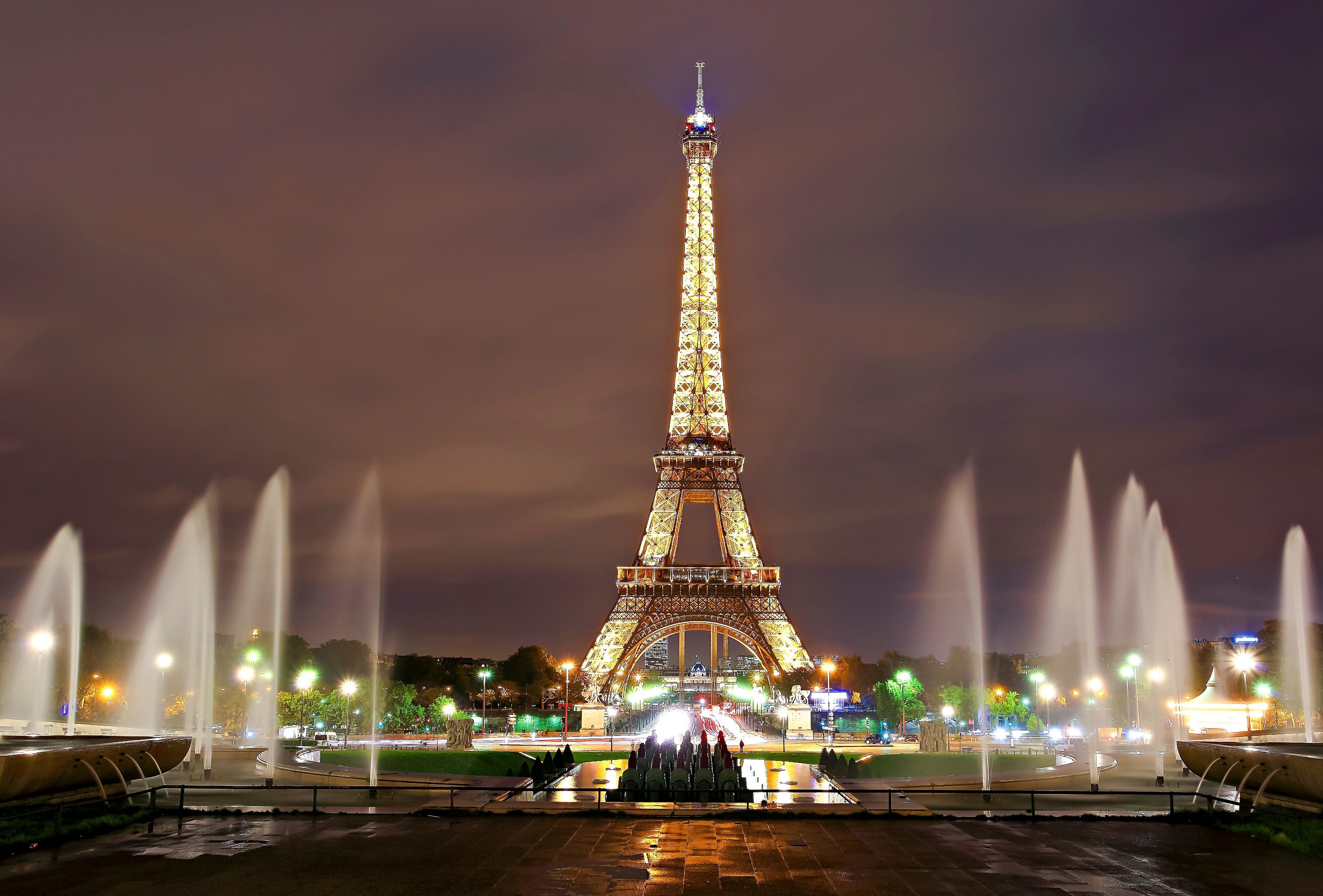 Eiffel Tower, City, Lights, Fountains, Paris, Night - Paris Eiffel Tower , HD Wallpaper & Backgrounds