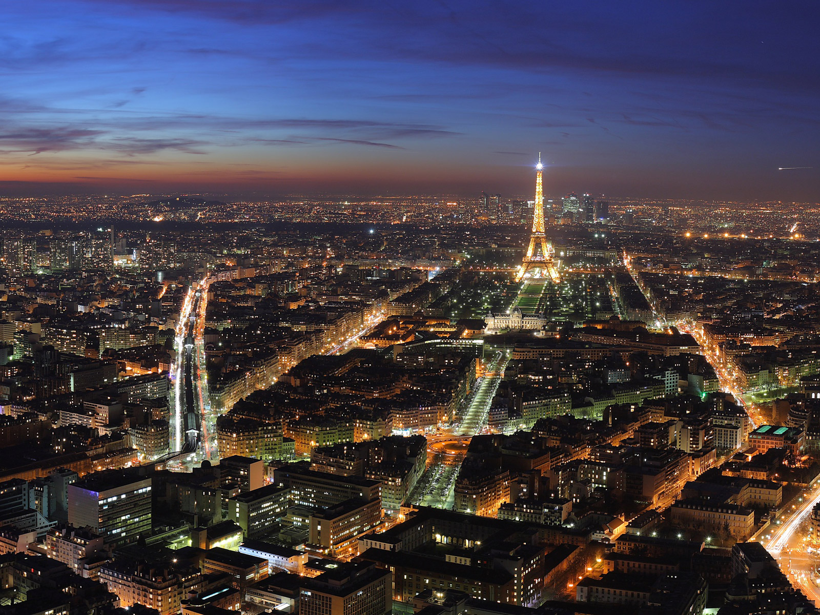Paris At Night - Capital And Largest City Of France , HD Wallpaper & Backgrounds