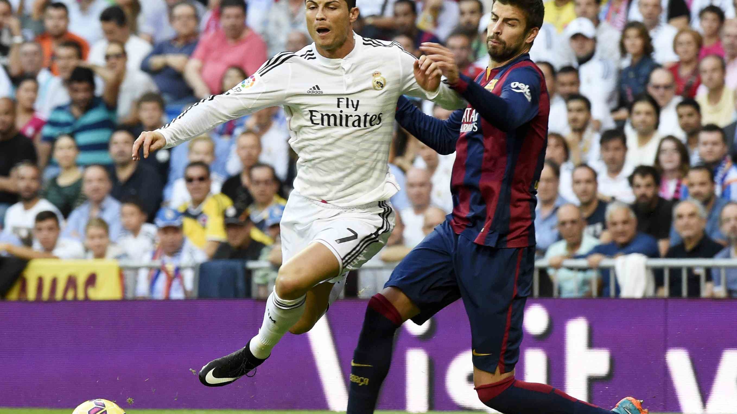 Real Madrid Vs Barcelona Wallpaper , HD Wallpaper & Backgrounds