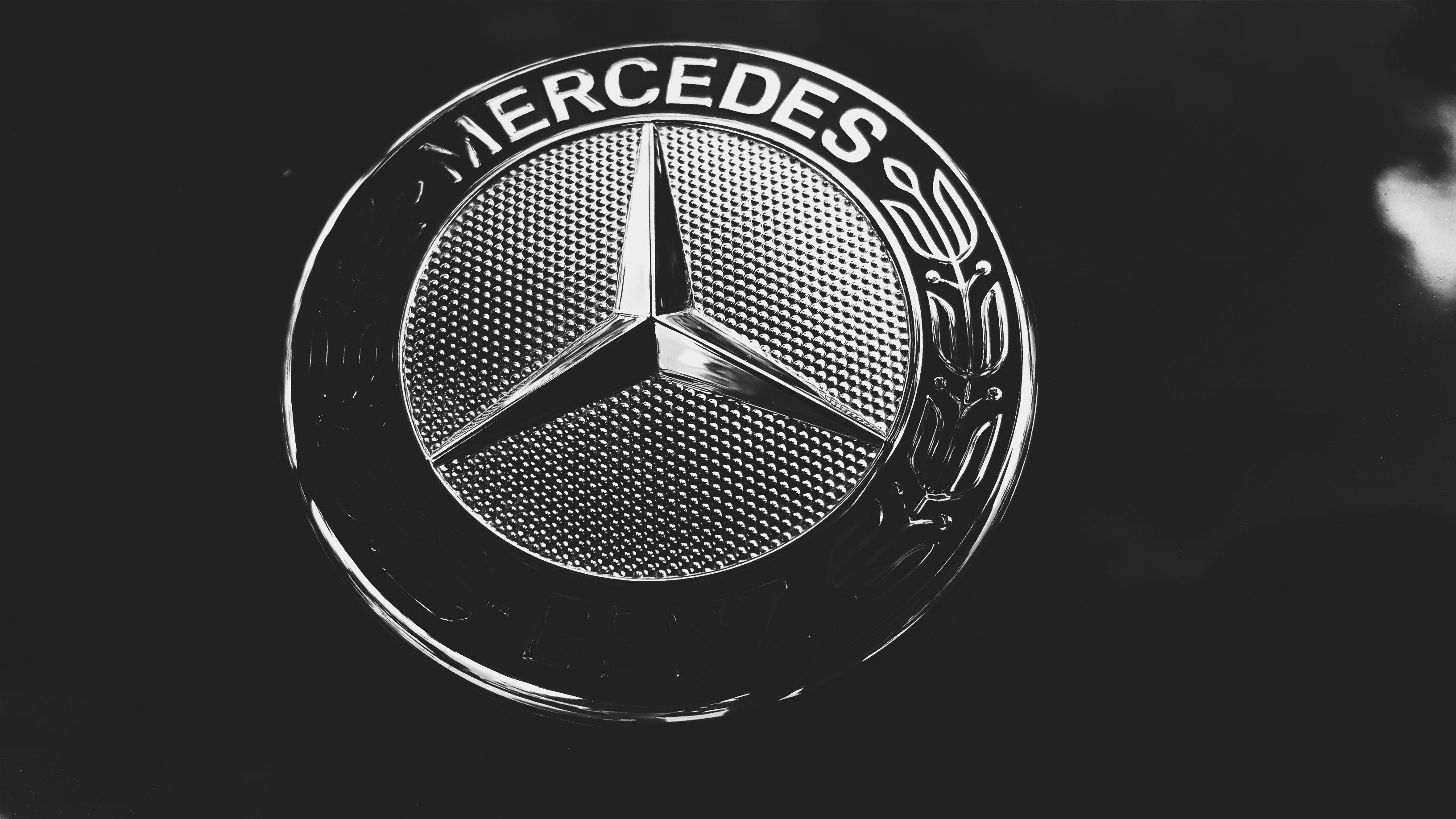 Logo Mercedes Benz Wallpapers Hd Desktop And Mobile - Logo Mercedes Benz Wallpaper Hd , HD Wallpaper & Backgrounds