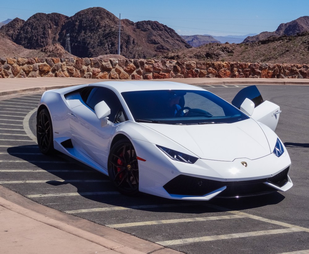 Lamborghini Car Pic Download , HD Wallpaper & Backgrounds