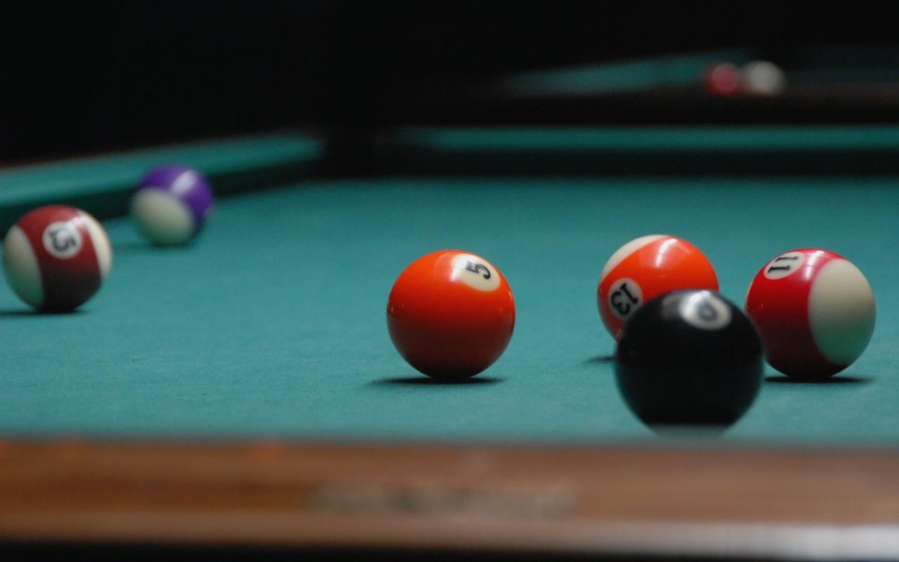 Billiard Balls On Table Wallpaper - Pool Table Background Png , HD Wallpaper & Backgrounds