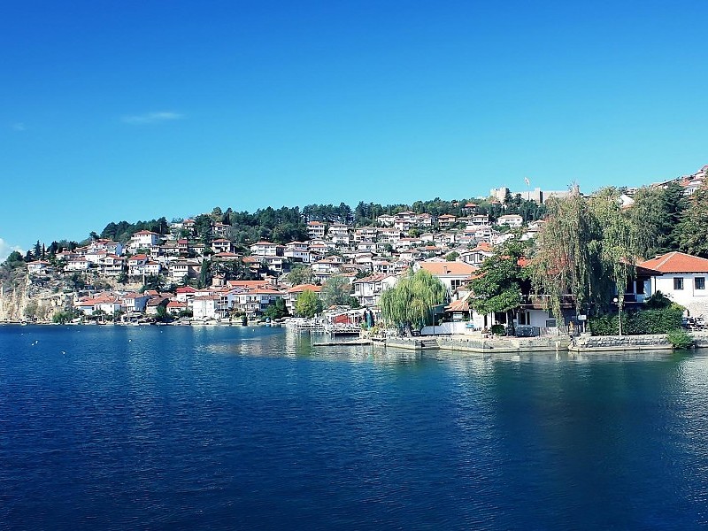 Town Lake Ohrid In Macedonia Wallpaper - City Of Ohrid , HD Wallpaper & Backgrounds