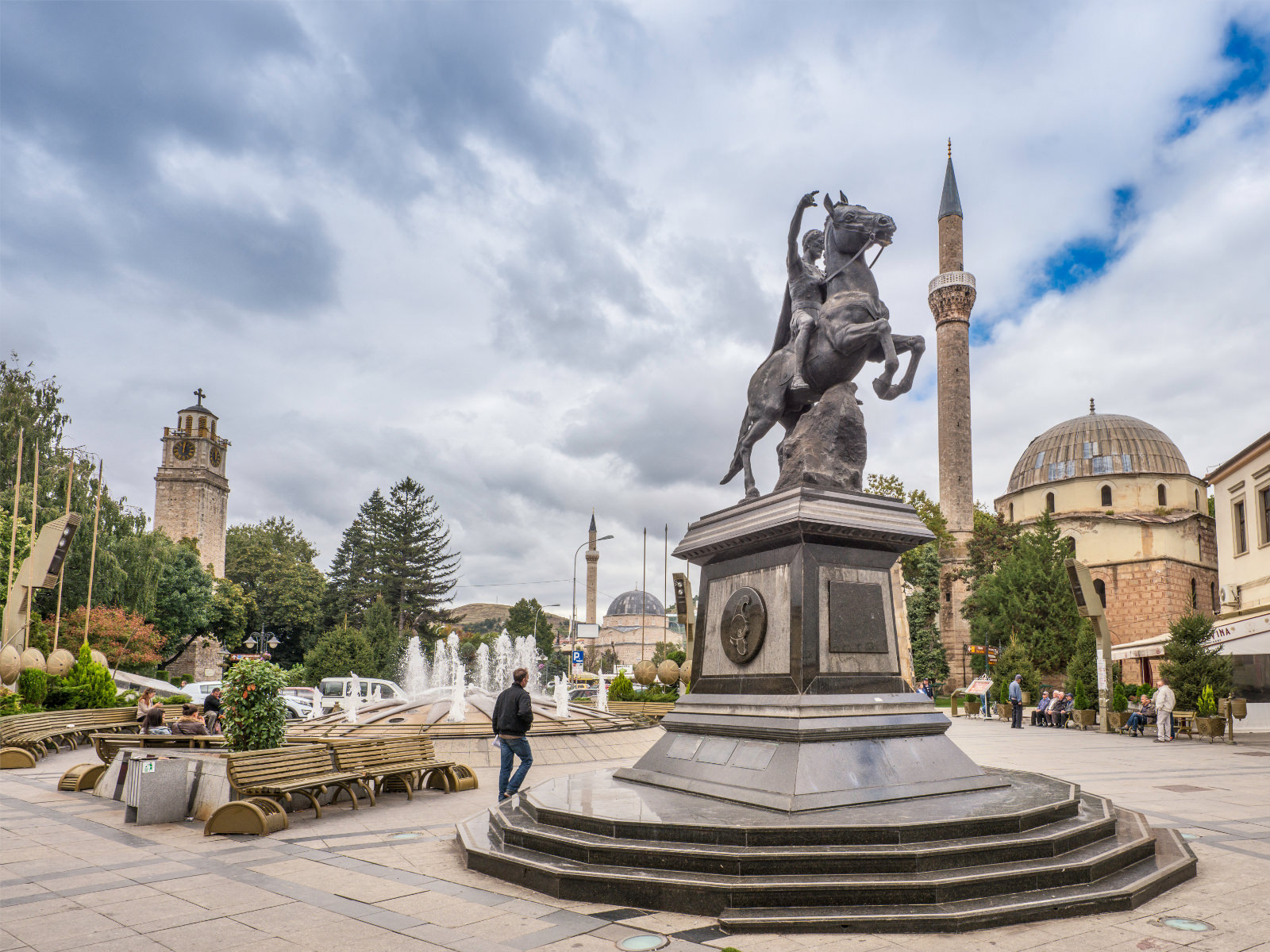 Philip Ii Of Macedon Statue At Magnolia Square In Bitola - Clock Tower , HD Wallpaper & Backgrounds