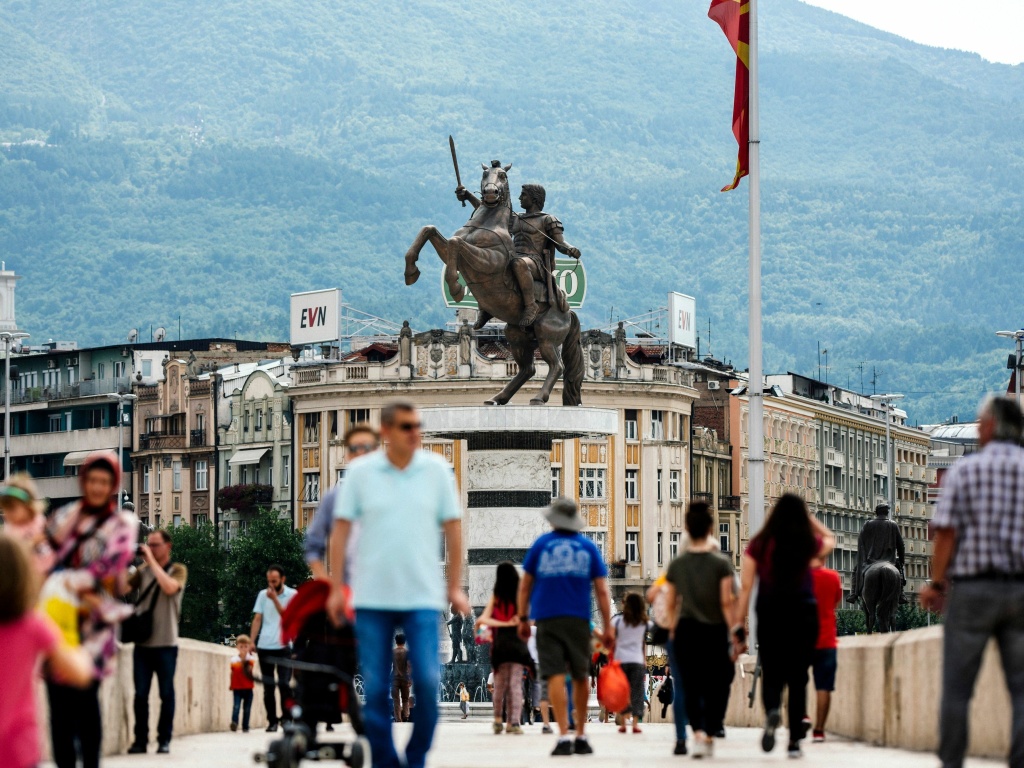 Macedonia Square , HD Wallpaper & Backgrounds