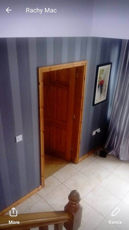 Vertical Striped Wallpaper - Home Door , HD Wallpaper & Backgrounds