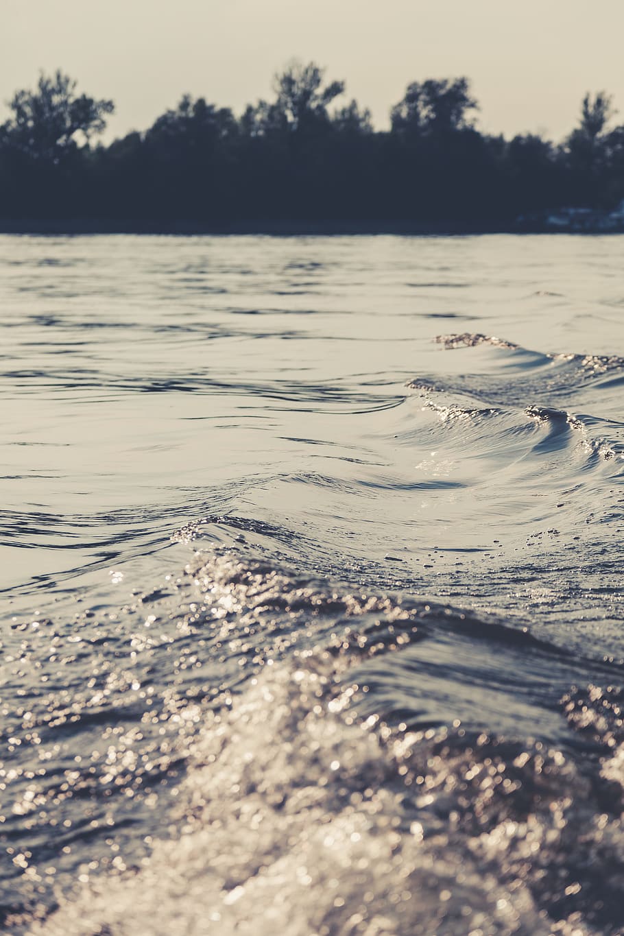 Shallow Focus Photography Of Ocean Wave, Android Wallpaper, - Hd Iphone Wallpaper Wave , HD Wallpaper & Backgrounds