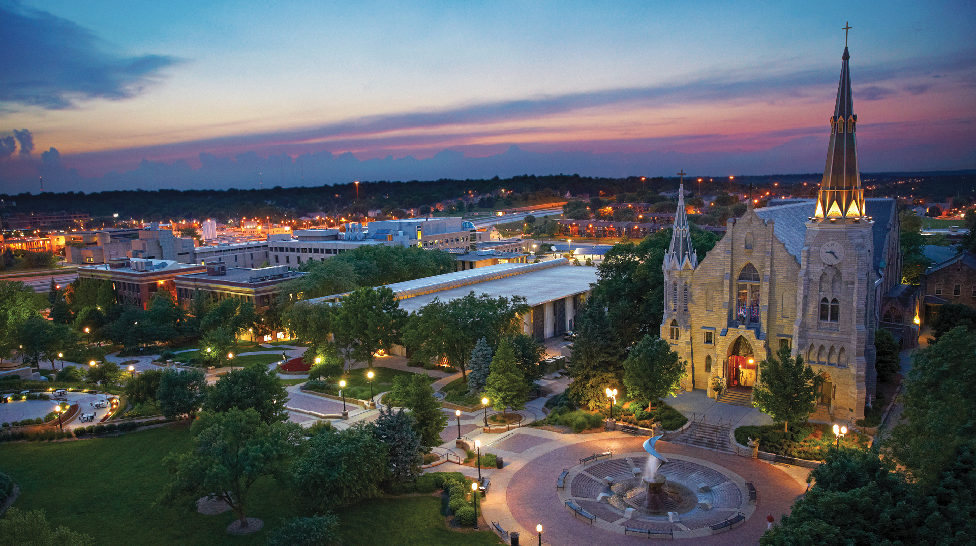 Creighton University Campus , HD Wallpaper & Backgrounds