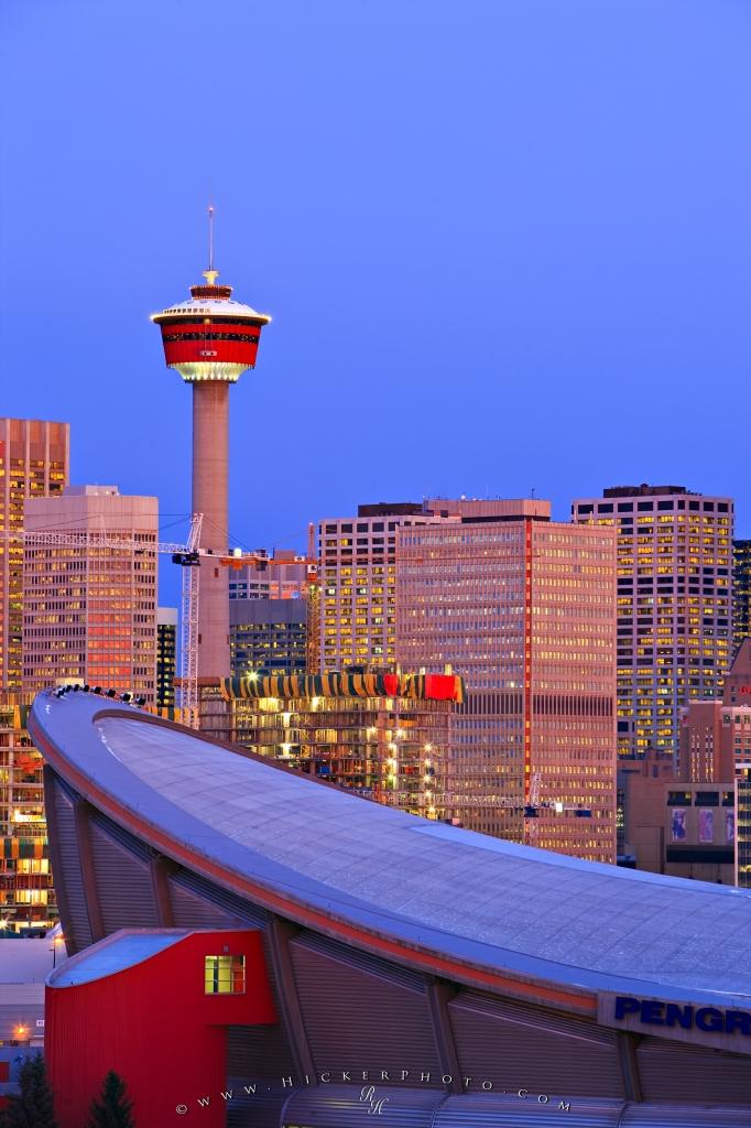 Photo Saddledome Calgary City Tower Skyline Picture - Calgary Tower Downtown , HD Wallpaper & Backgrounds