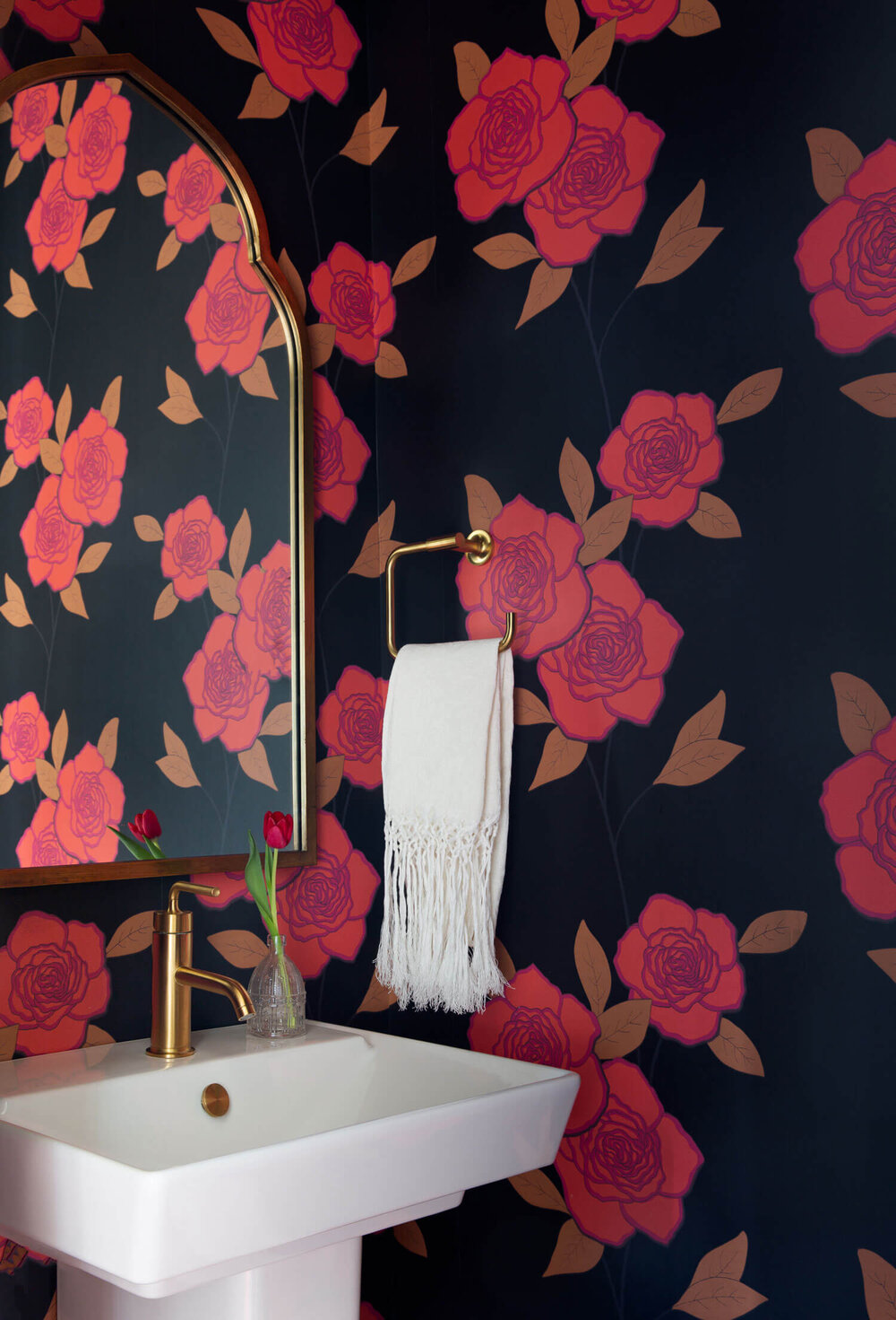 Bold Wallpaper Bath Austin - Bathroom Sink , HD Wallpaper & Backgrounds