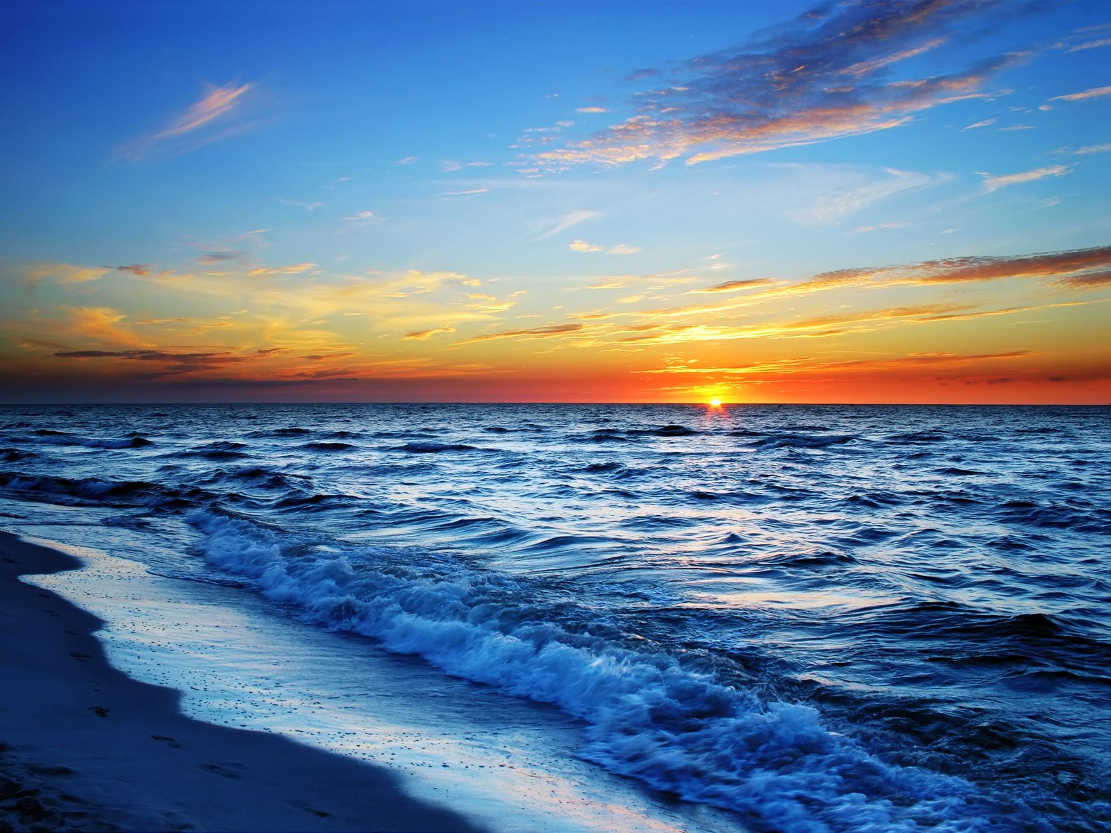 Ocean Desktop Wallpaper - Sunset Most Beautiful Beaches In The World , HD Wallpaper & Backgrounds