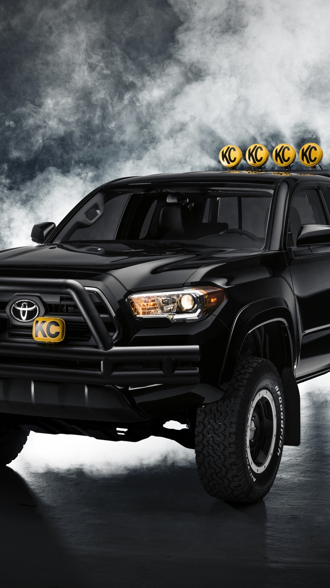 Toyota Tacoma Black - Back To The Future Tacoma , HD Wallpaper & Backgrounds