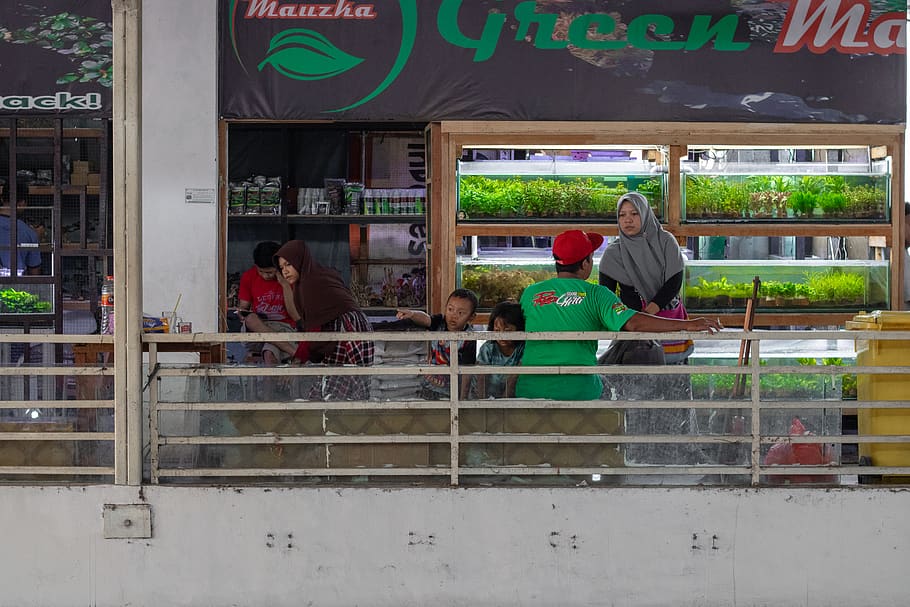 Human, Person, Indonesia, Surabaya, Restaurant, Pasar - Fast Food , HD Wallpaper & Backgrounds