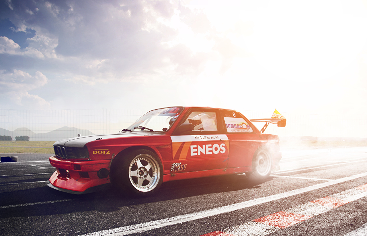 Wallpapers Bmw E30 Red Auto Cars Automobile - Bmw M3 E30 Drift , HD Wallpaper & Backgrounds