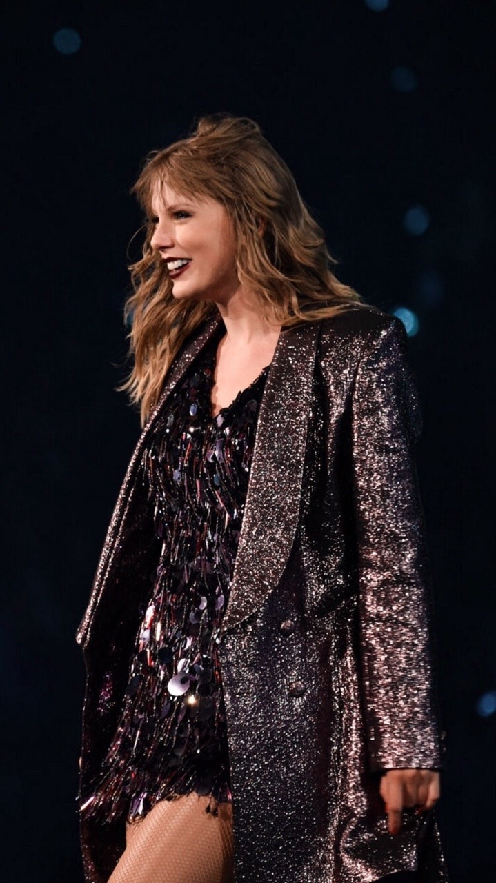 Taylor Swift Lockscreen - Taylor Swift Ama Awards 2018 , HD Wallpaper & Backgrounds