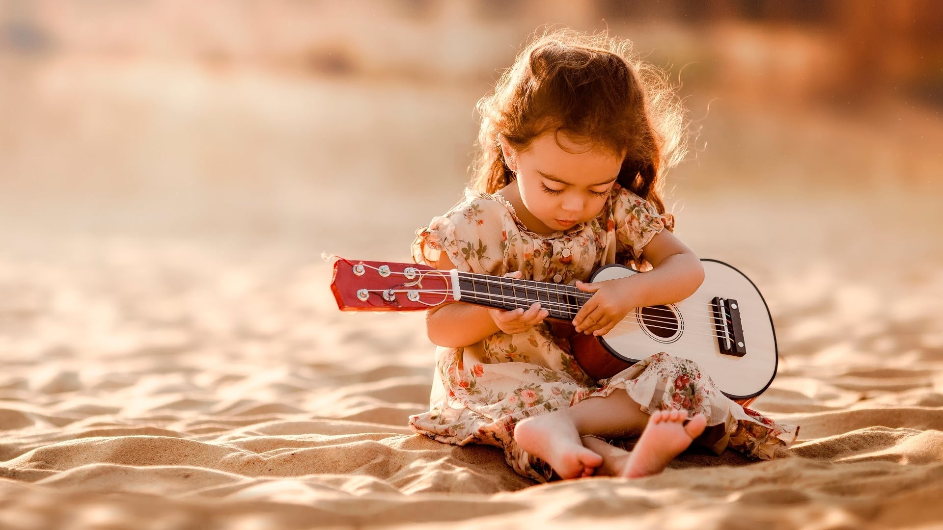 Baby Girl With Guitar - Stylish Girls Photos With Guitar , HD Wallpaper & Backgrounds
