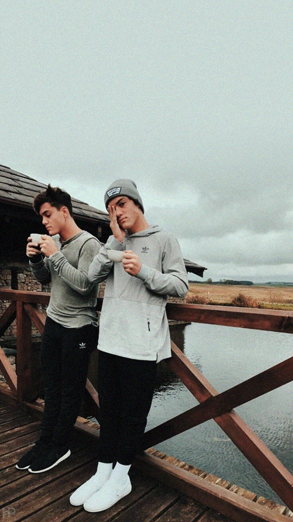 Aesthetic Dolan Twins , HD Wallpaper & Backgrounds