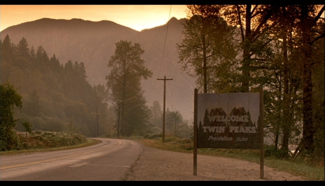 Twin Peaks Achtergrond Containing A Rijbaan, Rijbanen - Twin Peaks , HD Wallpaper & Backgrounds