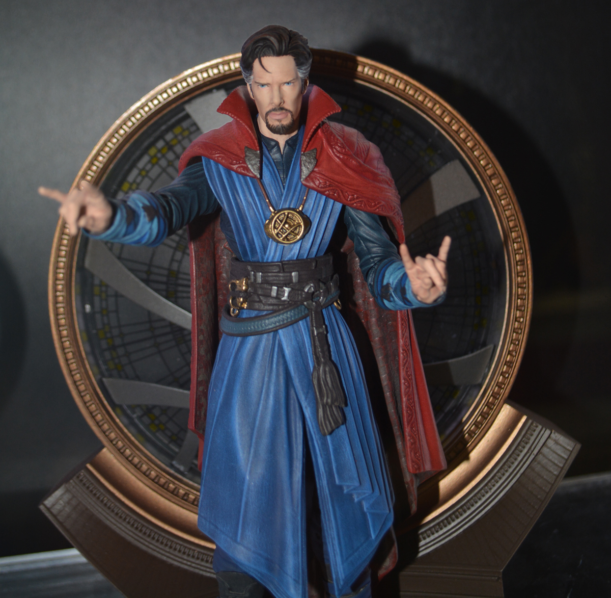 Doctor Strange Marvel Movie Wallpaper For Iphone - Marvel Select Dr Strange Figure , HD Wallpaper & Backgrounds