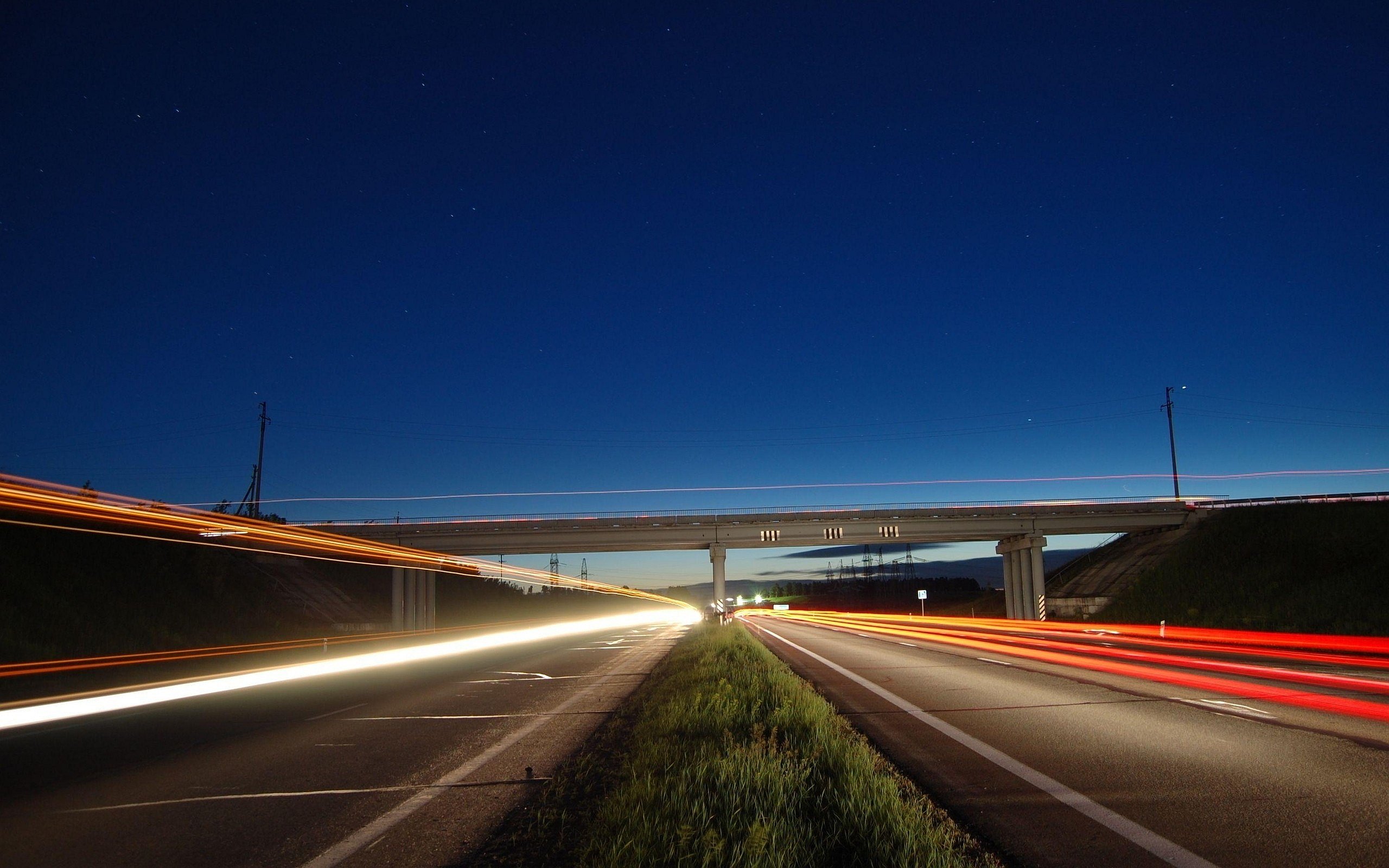 Highway Wallpapers - Beautiful Highway At Night , HD Wallpaper & Backgrounds
