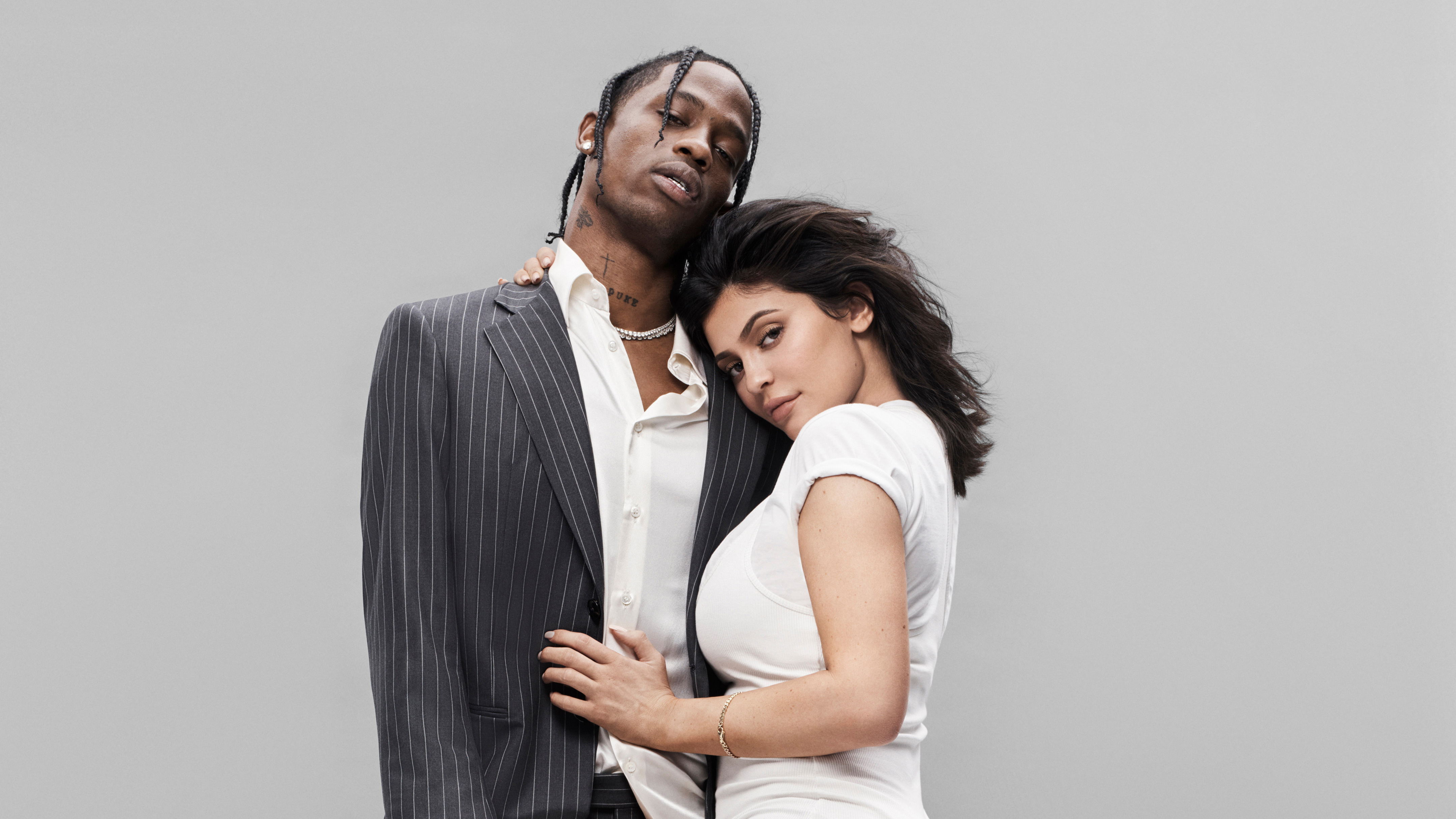 Travis Scott Kylie Jenner Gq August - Stormi Webster And Travis Scott , HD Wallpaper & Backgrounds