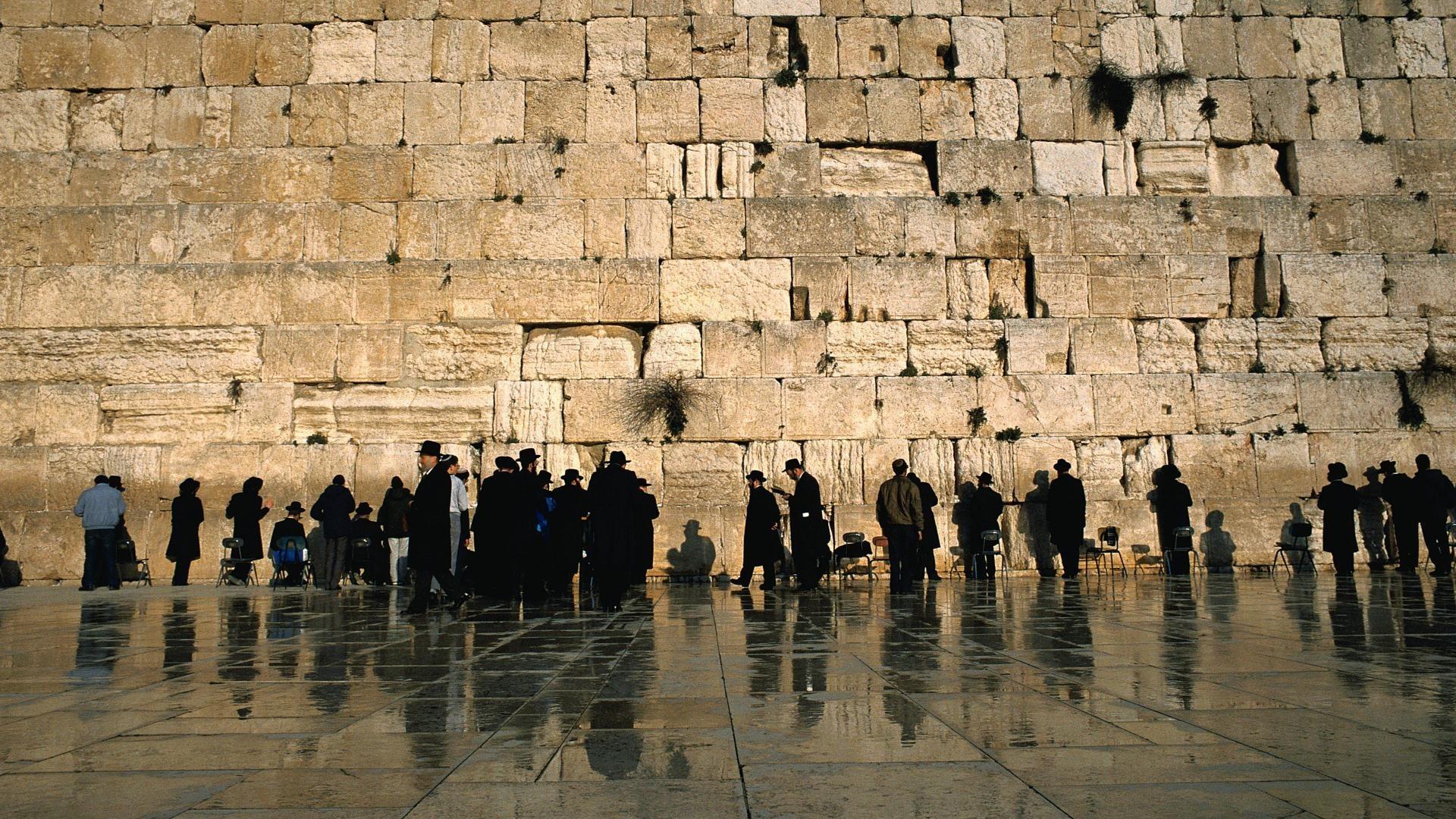 Wall People Buildings Israel Ancient Temple Jewish - Western Wall , HD Wallpaper & Backgrounds