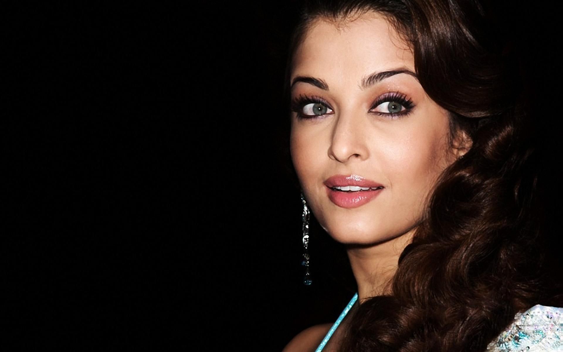 Wallpaper Aishwarya Rai - Latest Wallpaper Aishwarya Rai , HD Wallpaper & Backgrounds