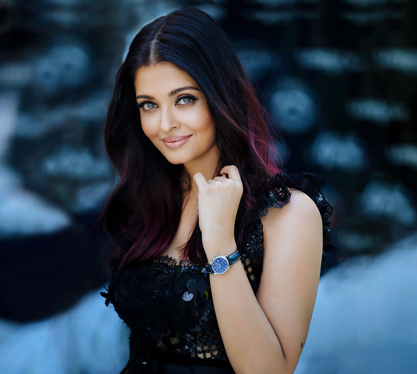 Aishwarya Rai Bachchan , HD Wallpaper & Backgrounds