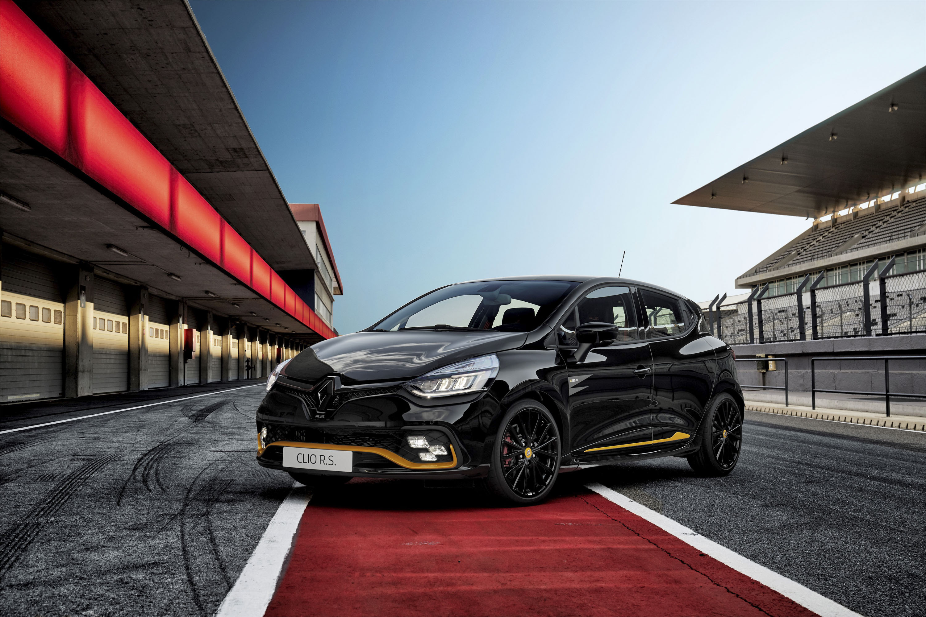 Wallpaper Of The Day - Renault Clio Sport 2018 , HD Wallpaper & Backgrounds