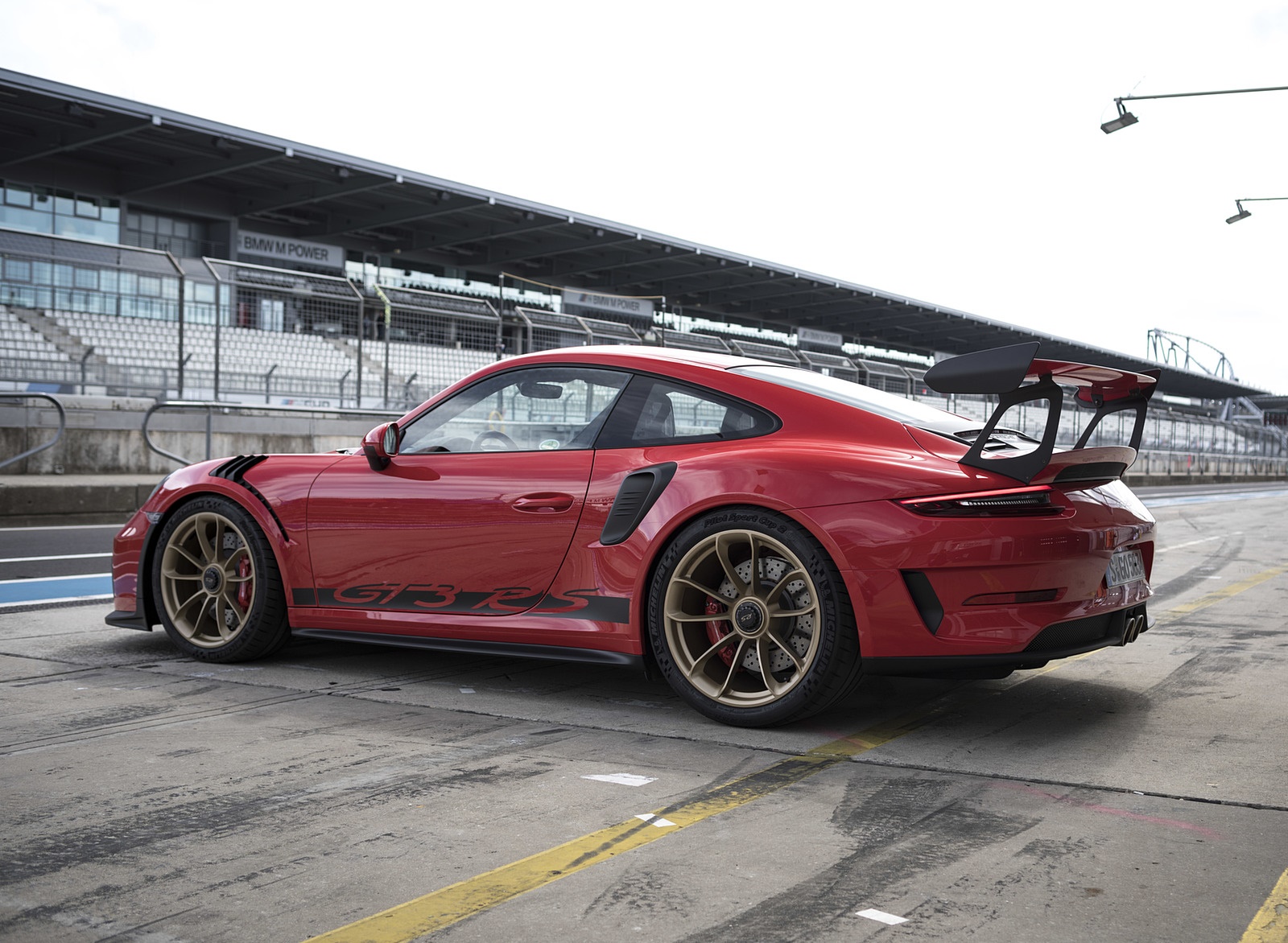 2019 Porsche 911 Gt3 Rs Rear Three-quarter Wallpaper - Porsche Gt3 Rs 2019 , HD Wallpaper & Backgrounds