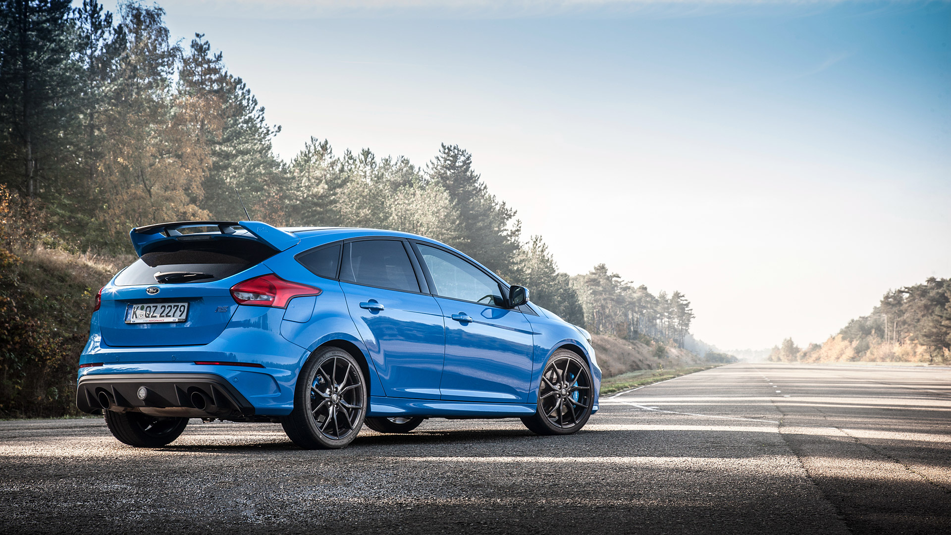 2016 Ford Focus Rs Picture - Ford Focus Rs 2018 , HD Wallpaper & Backgrounds
