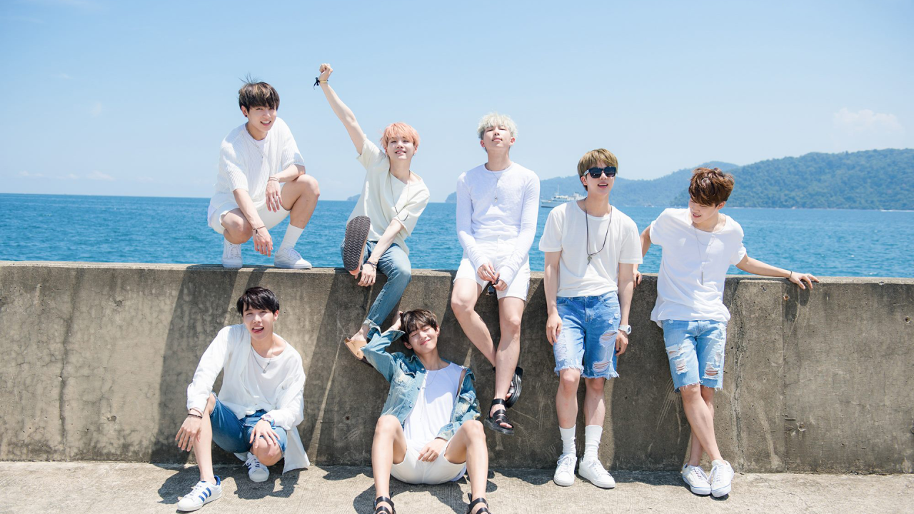 Bts Desktop Wallpaper - Desktop Bts , HD Wallpaper & Backgrounds