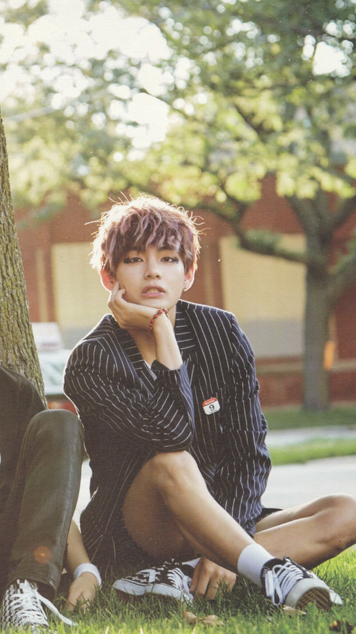 Featured image of post Iphone Bts Kim Taehyung Wallpaper Tons of awesome kim taehyung wallpapers to download for free