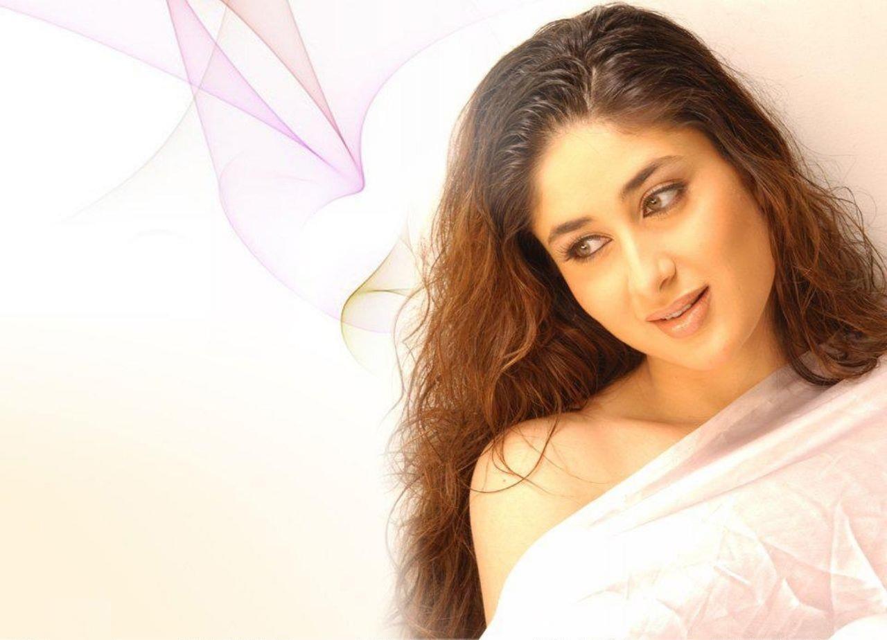 Kareena Kapoor Hd Wallpapers - Chanchala Dase Maya Song Lyrics , HD Wallpaper & Backgrounds
