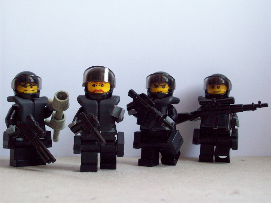 Police Swat Wallpaper - Police Lego , HD Wallpaper & Backgrounds