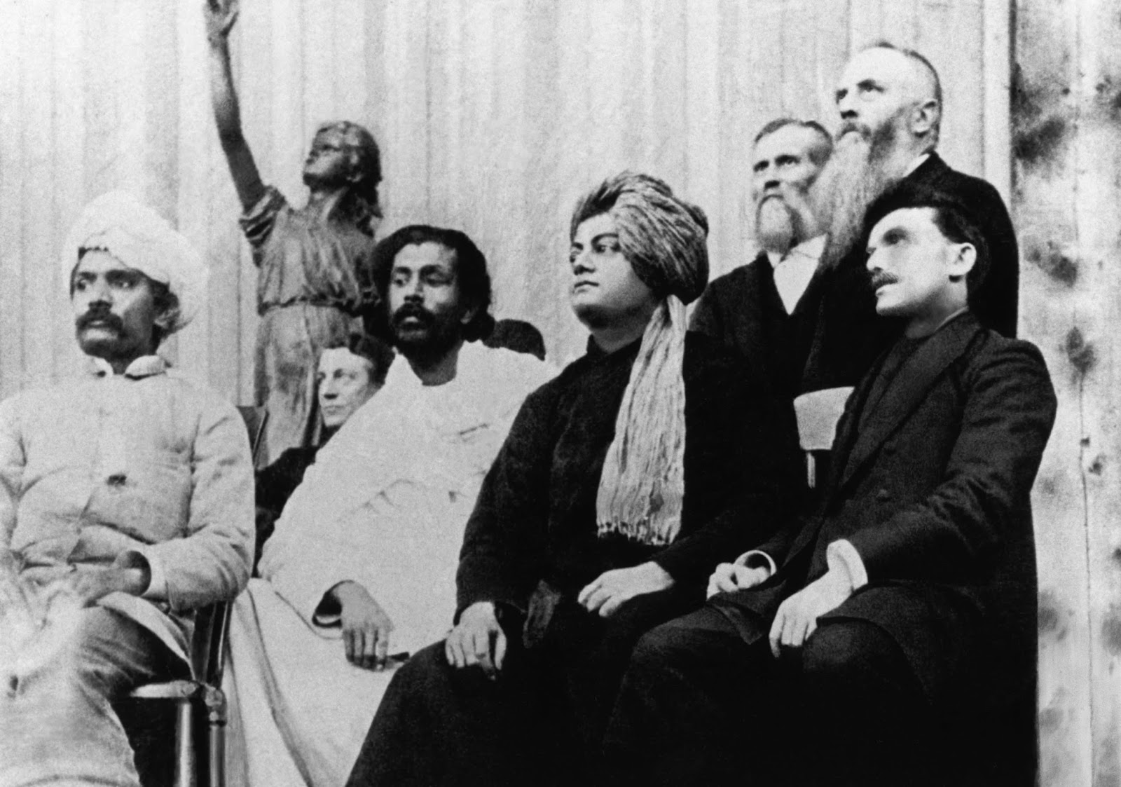 Swami Vivekananda Images Along With His Excellent Speech - Swami Vivekanand In Shikago , HD Wallpaper & Backgrounds
