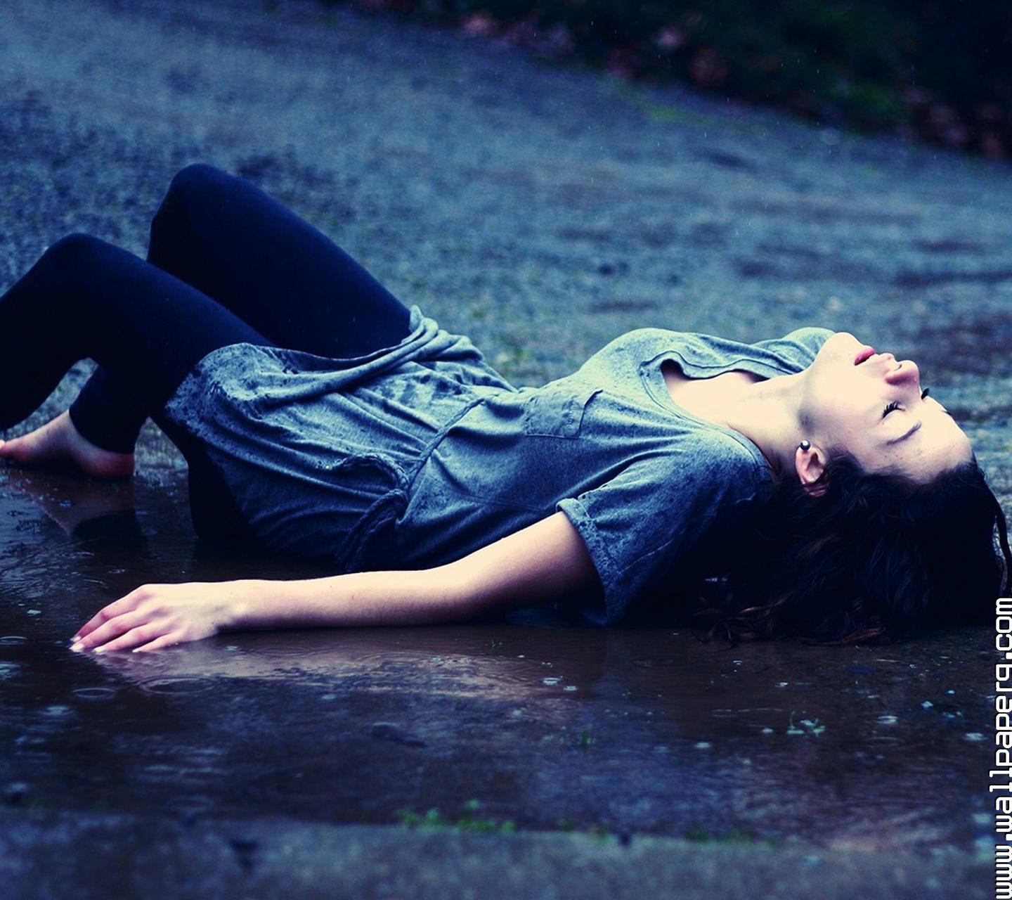 Alone Girl Waiting For Him Sad Profile Pic For Fb 380537 Hd Wallpaper Backgrounds Download