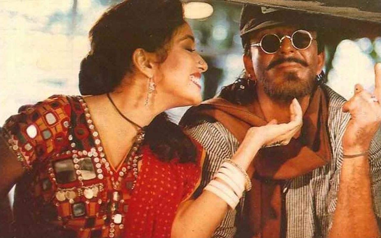 Online Center Beautiful Actress Madhuri Dixit Hd Wallpaper - Sanjay Dutt Madhuri Dixit Khalnayak , HD Wallpaper & Backgrounds