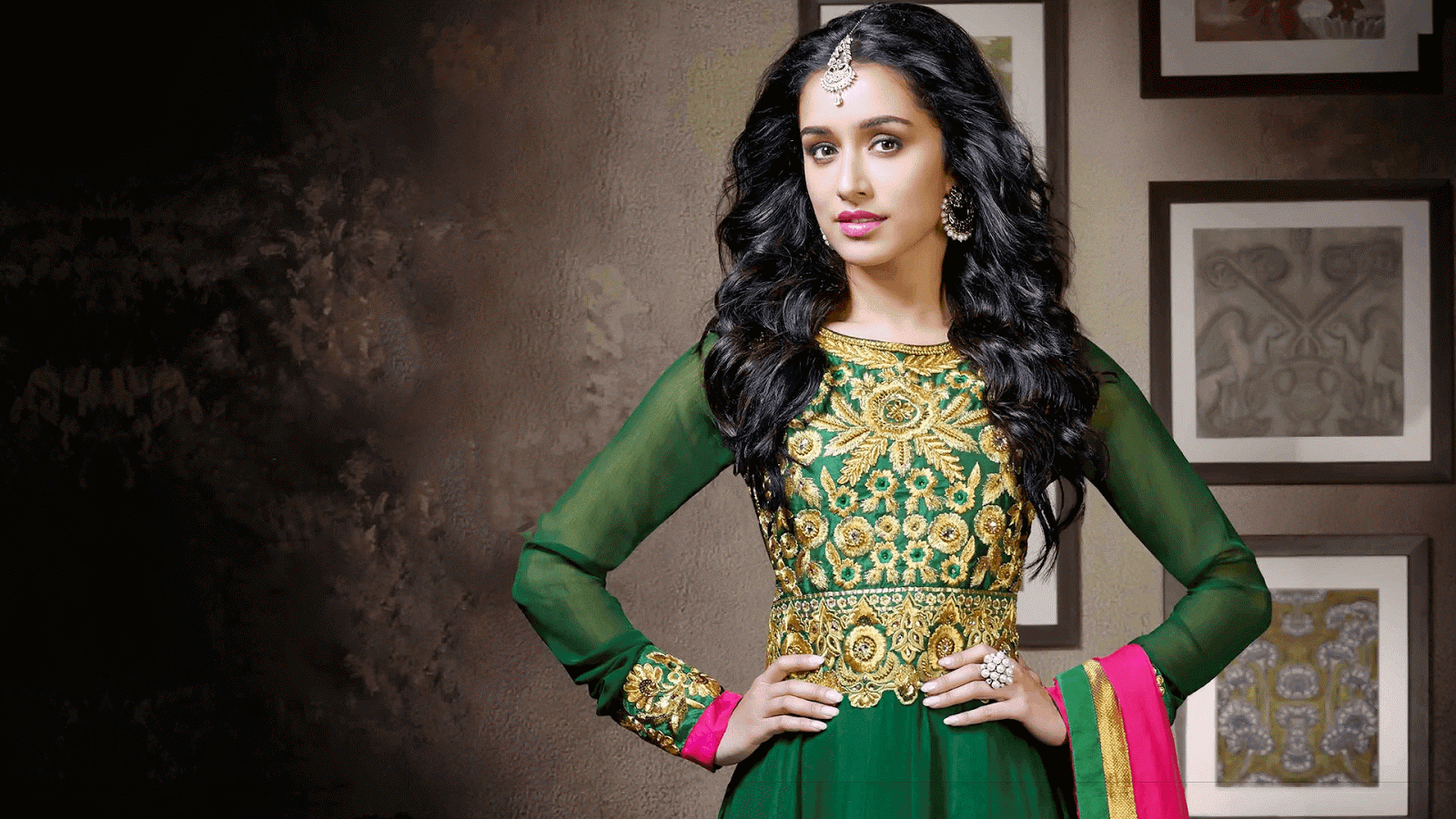 Beautiful Photo Gallery Of Shraddha Kapoor Indian Actress - Shradha Kapoor Full Hd Wallpaper Download , HD Wallpaper & Backgrounds