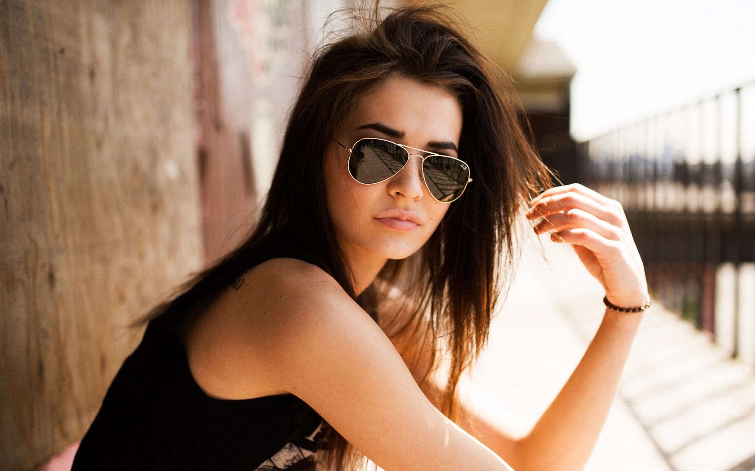 Foto Mujer Con Gafas - Beautiful Girl With Sunglasses , HD Wallpaper & Backgrounds