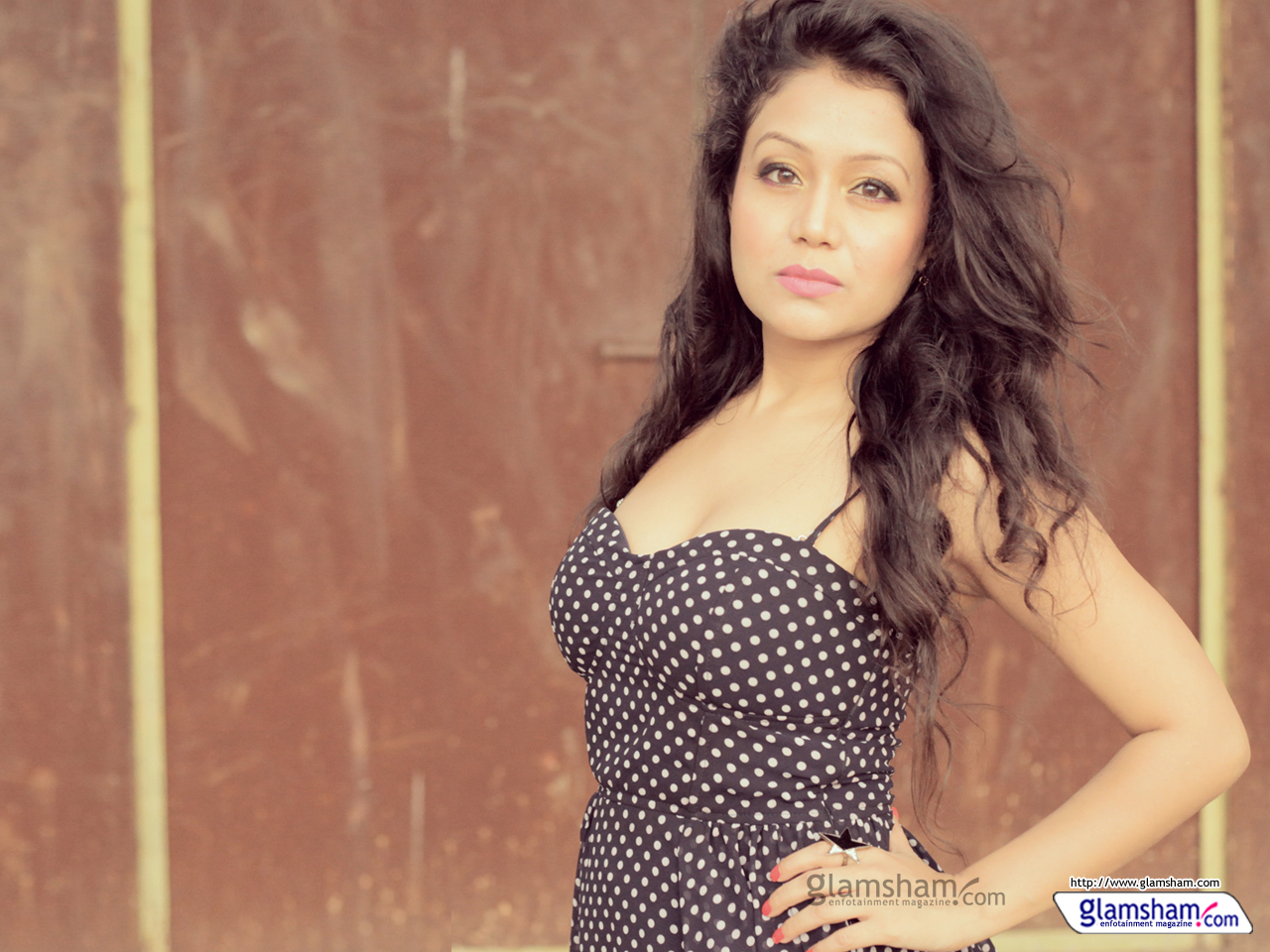 Neha Kakkar - Neha Kakkar Hot Hd , HD Wallpaper & Backgrounds