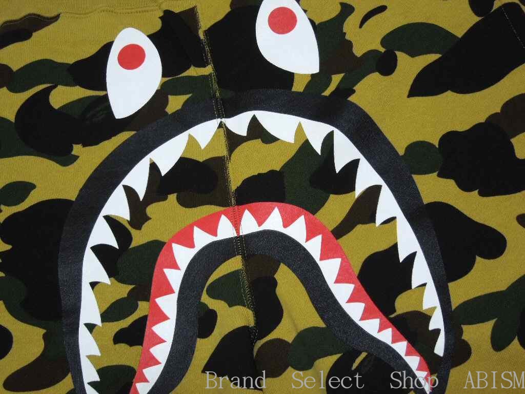 Bape Shark Wallpapers Images - T Shirt Roblox Bape Shark , HD Wallpaper & Backgrounds