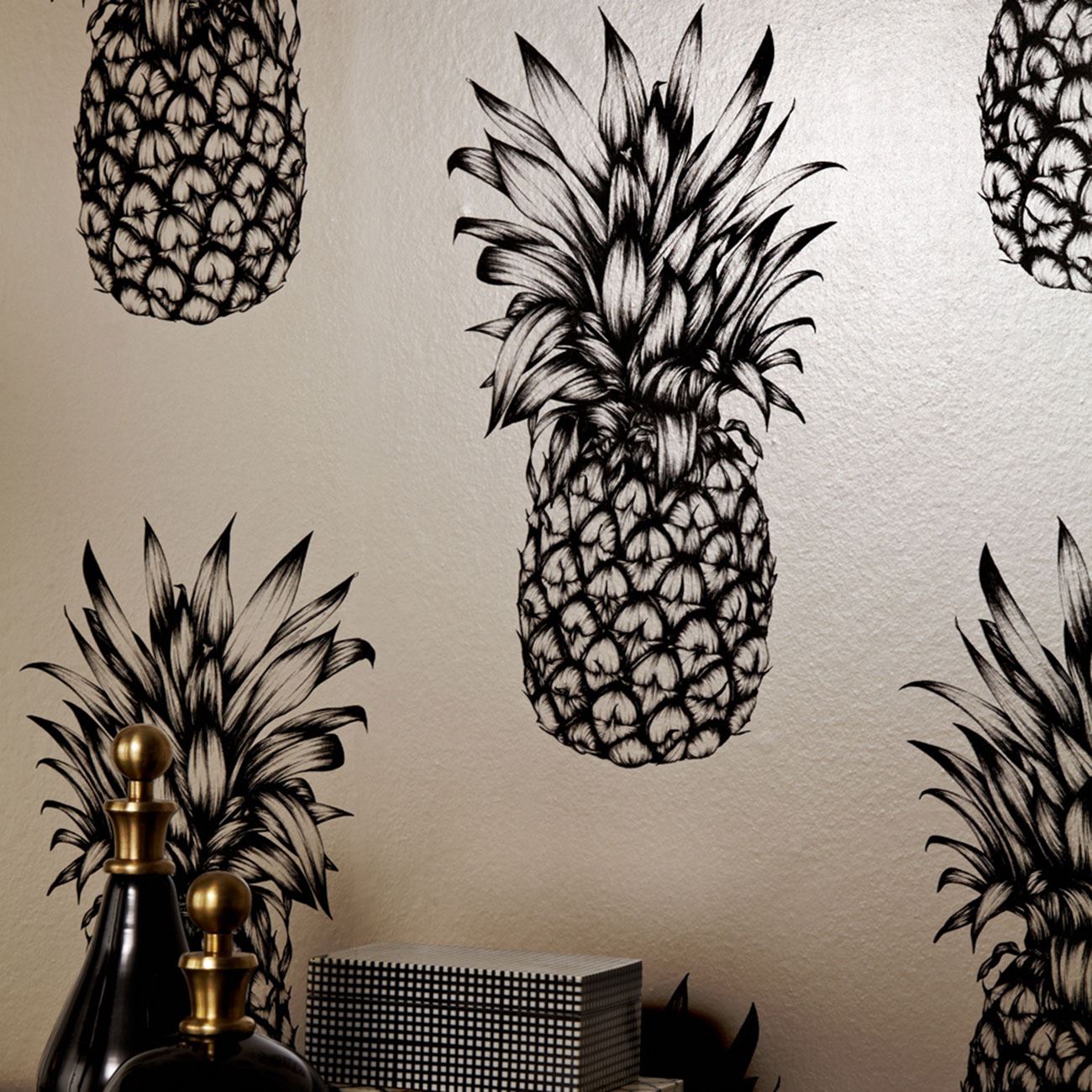 Tropics Copacabana Pineapple Wallpaper - Pineapple Wallpaper Black And White , HD Wallpaper & Backgrounds