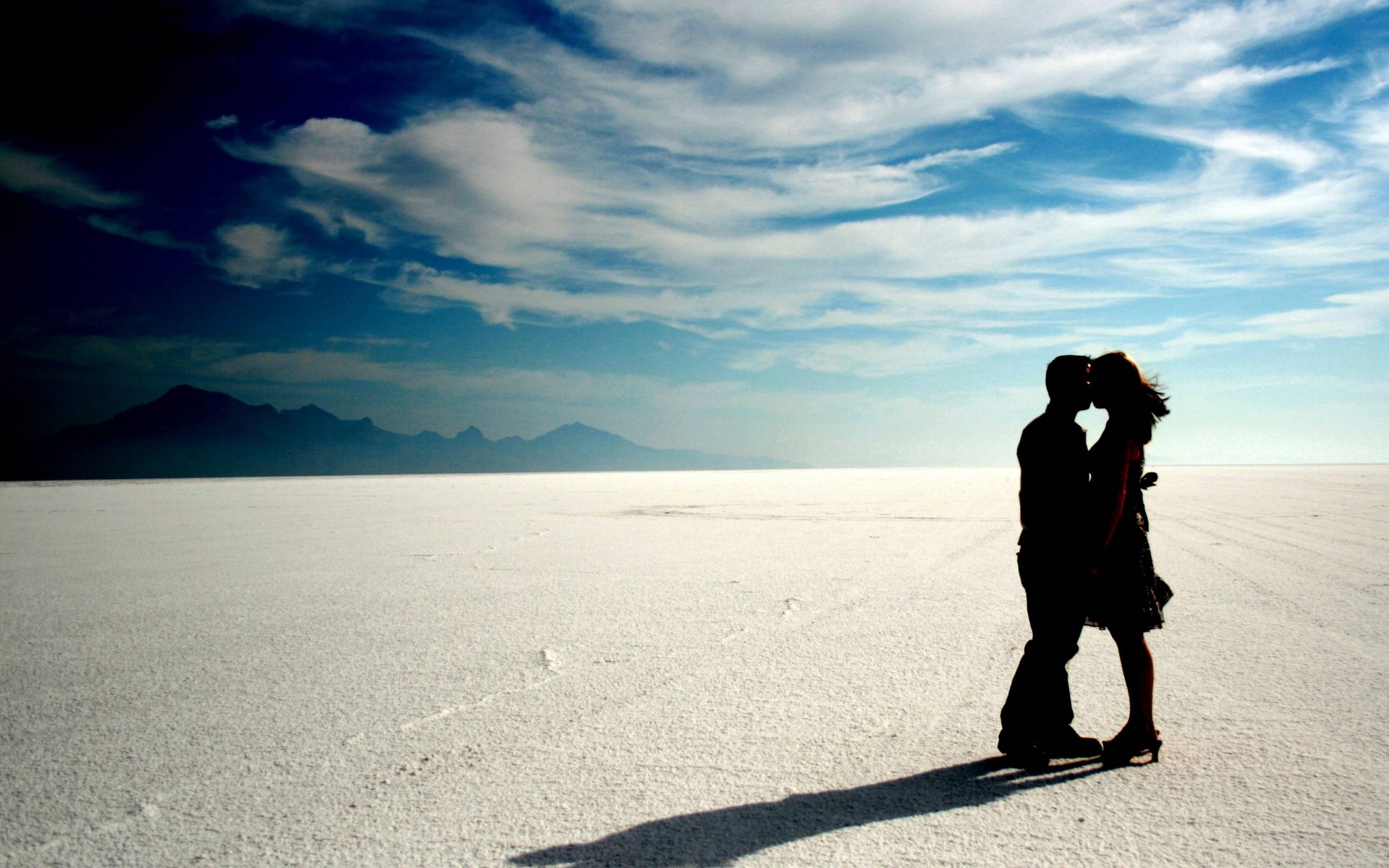 Beach Romance Love Couple Wallpaper - Lovers Hd Images Download , HD Wallpaper & Backgrounds