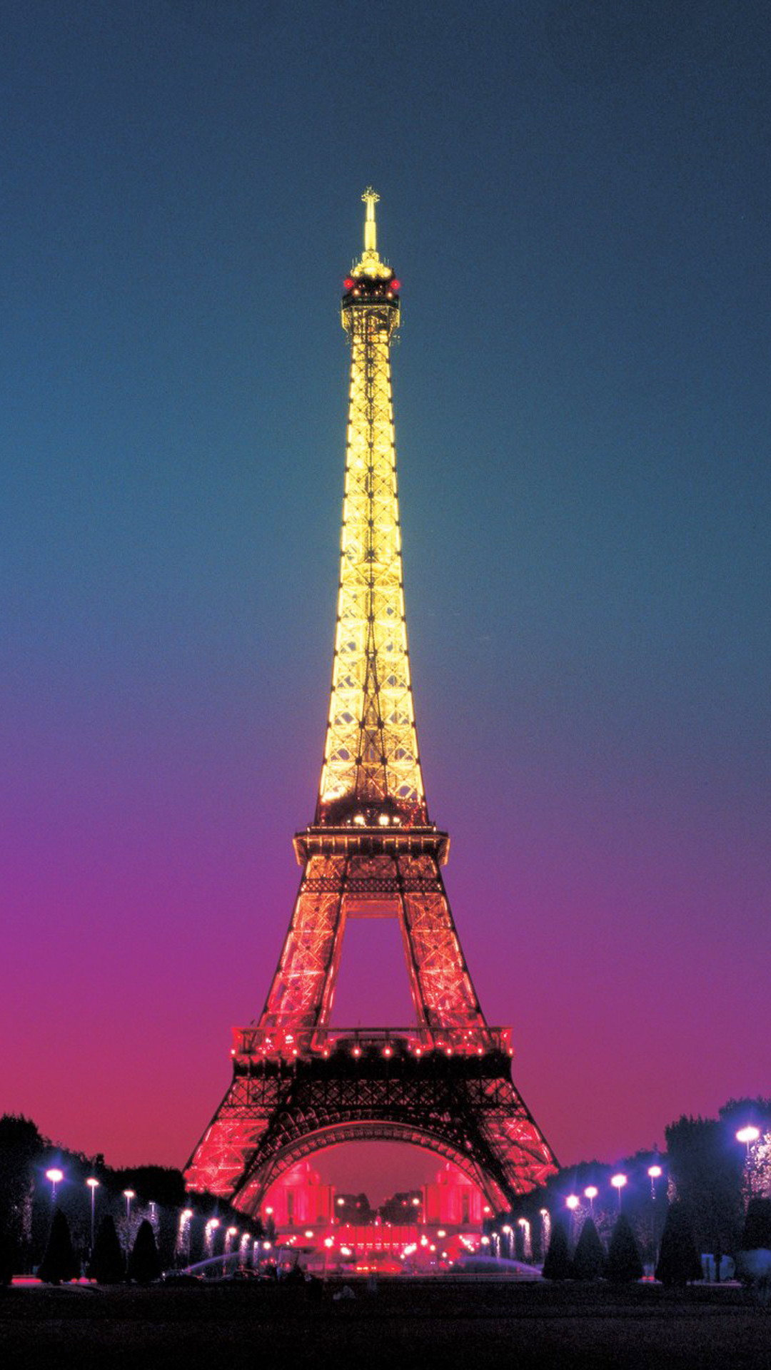 Colorful Light On Eiffel Tower - Eiffel Tower Wallpaper Mobile , HD Wallpaper & Backgrounds
