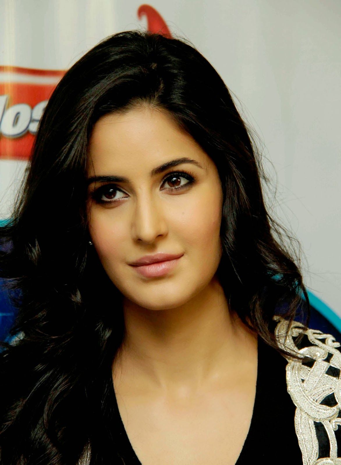 Katrina Kaif Hd Wallpapers - Katrina Kaif Images Hd , HD Wallpaper & Backgrounds